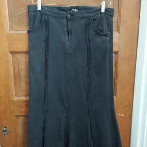 Black Mishu Maxi Skirt